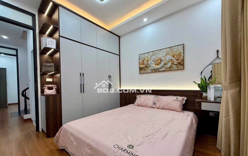 Bán Nhà Trường Chinh, Đống Đa 33m, 4 tầng, mt 3.8m, giá 9.2 tỷ