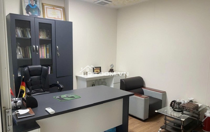 Văn phòng đẹp 150m2 tại phố 249 Thụy Khuê, khu vực trung tâm sat Hồ Tây, giá cạnh tranh