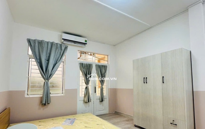Căn hộ dịch vụ trung tâm quận 10, Giá cả phải chăng, Nhà mới, Giao thông thuận tiện gần siêu thị