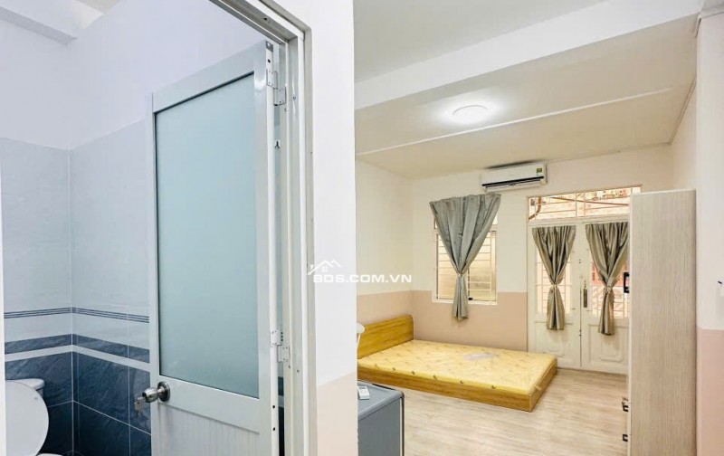 Căn hộ cho thuê trung tâm quận 10, Giá cả phải chăng, Nhà mới, Giao thông thuận tiện gần siêu thị
