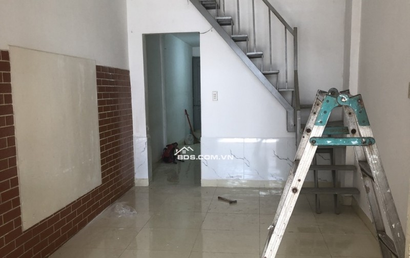 Cho thuê nhà trọ nguyên căn hẻm Hà Huy Giáp Quận 12