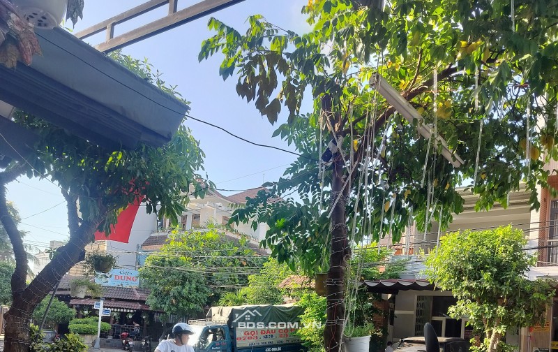 Bán lô đất 120 m2, đường 5.5 M, có sổ ngay, Trung tâm Đà Nẵng