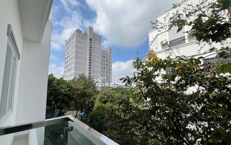 bán nhà mặt phố khu dân cư Trung Sơn, phù hợp để mở văn phòng, spa, làm căn hộ dịch vụ có tính thanh khoản cao..