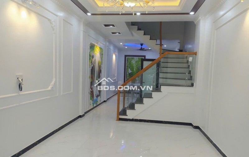 DIỆN TÍCH 50M2 - NHÀ 4 TẦNG MỚI Ô TÔ VÀO NHÀ – CỔ LINH LONG BIÊN – NHỈNH 8 TỶ