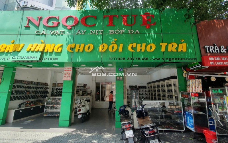 Cho thuê măt bằng đẹp ngang 9m x rộng 5.5 m, vỉa hè 5.5m.