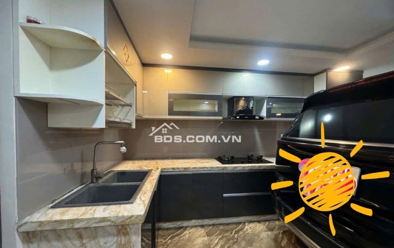 MT NGUYỄN TRI PHƯƠNG P6 Q5 – 4.3×10M – 6 TẦNG – XE HƠI TRONG NHÀ – 19 TỶ