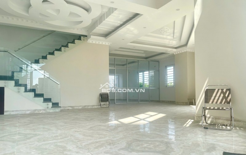 SHophouse Căn Góc The Splendor Nguyễn Văn Dung – View Sông Cực Đẹp, Giá Chỉ 9.8 Tỷ