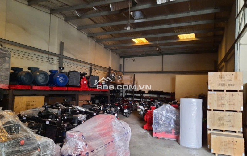 Nhà xưởng xây sẵn , kết hợp nhà ở, nền bê tông cốt thép ,điện bs pha