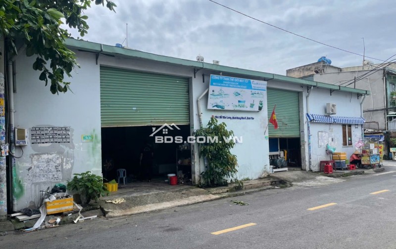 Nhà xưởng xây sẵn , kết hợp nhà ở, nền bê tông cốt thép ,điện bs pha
