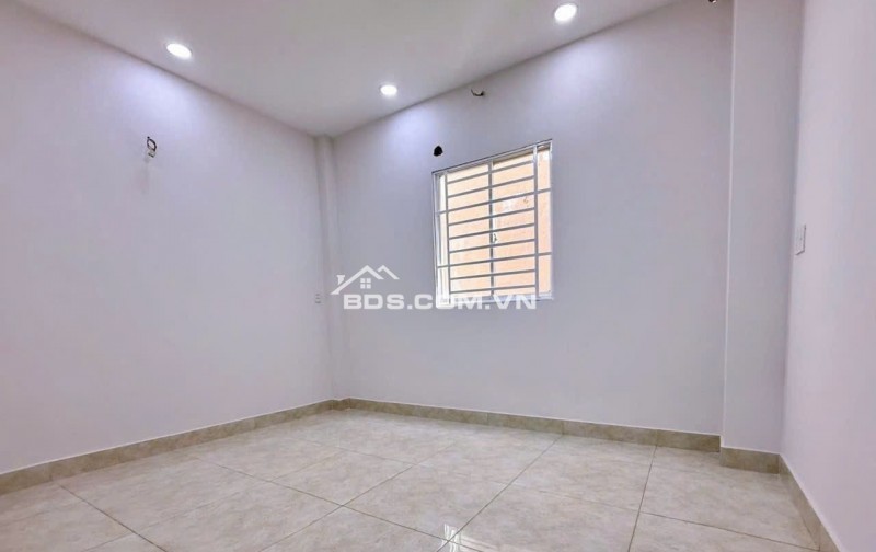  Nhà đẹp BTCT 3.5 Tầng Hẻm Nhựa 4m Phạm Văn Chí, P. Bình Tiên, Quận 6 – 4x9m – 4PN – Chỉ 6,1 Tỷ