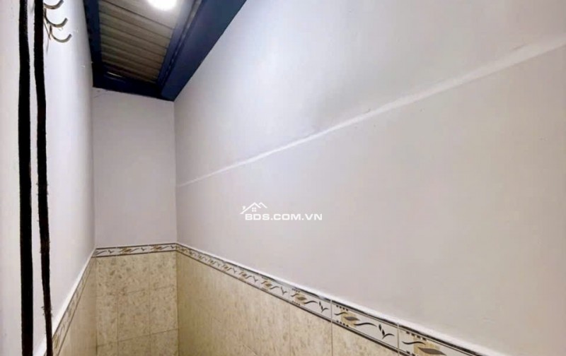  Nhà đẹp BTCT 3.5 Tầng Hẻm Nhựa 4m Phạm Văn Chí, P. Bình Tiên, Quận 6 – 4x9m – 4PN – Chỉ 6,1 Tỷ
