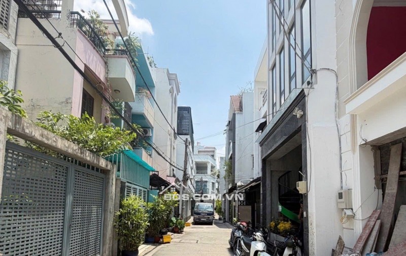 Nhà Hiệp Bình Chánh, Thủ Đức  Hẻm oto quay đầu thoải mái