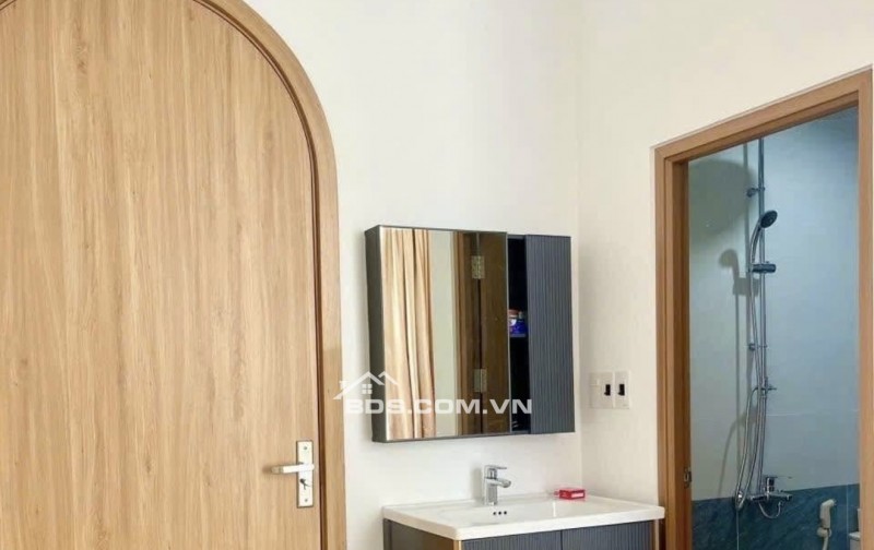 Nhà đẹp 2 tầng khu Hà Bổng, An Hải, Mỹ Khê bao la tiện ích. Gồm 3PN, 3wc,p.khách,bếp...đẹp y hình  DT 65m2 Ô tô tận cửa