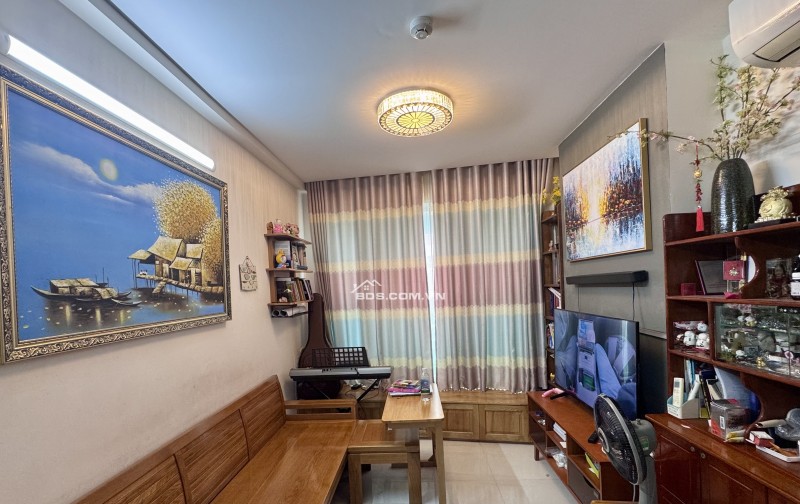 Căn hộ Summer Square 2 PN, 2 WC, căn góc full ánh sáng, tầng 5, nội thất tốt