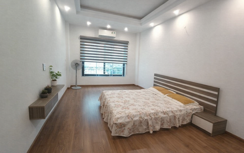 BÁN NHÀ DÂN XÂY–LÔ GÓC–Ô TÔ ĐỖ CỬA–CÁCH ĐƯỜNG VỈA HÈ Ô TÔ TRÁNH CHỈ 20M–NGÕ THÔNG