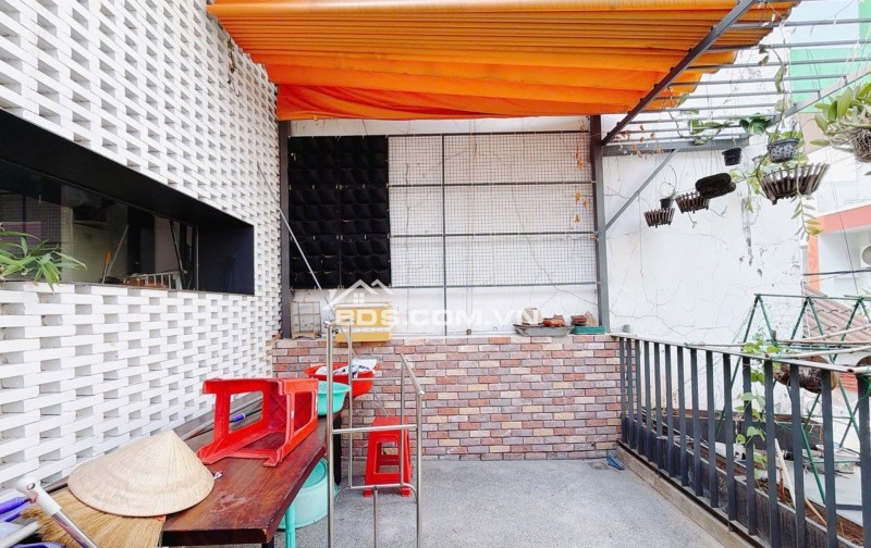 Bán nhà sân vườn Lâm Văn Bền, Q7, 100m2, giá chỉ 11 tỷ
