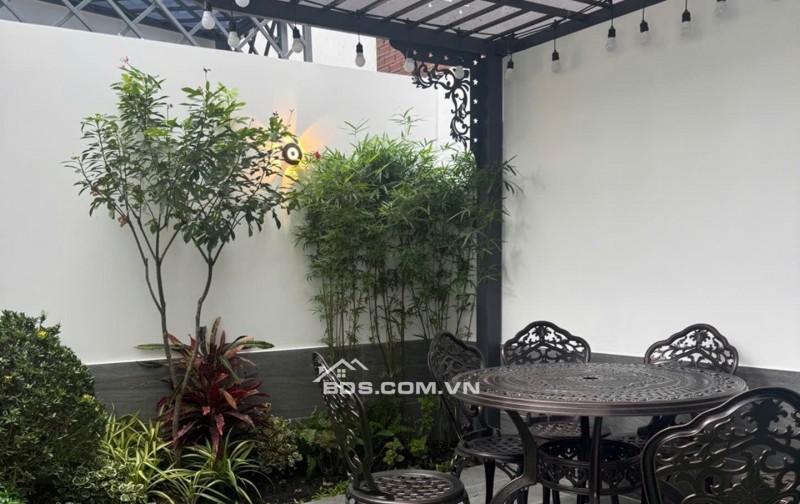 KHU PHÂN LÔ ĐỒNG BỘ – NHÀ 4 TẦNG ĐẸP – GIÁ NHỈNH 7 TỶ Vị trí đường số 6, gần Aeon Mall Tân Phú, Ruby Celadon, thuận tiện di chuyển QL1A, Cộng Hòa, sân bay Tân Sơn Nhất.