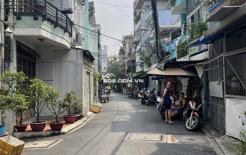 MẶT TIỀN PHÚ NHUẬN - CHỈ HƠN 3 TỶ - NHÀ 3 LẦU_Ô TÔ ĐỖ CỬA - 2PN - 3WC CỰC NGON
