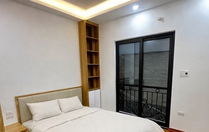 NHÀ DÂN XÂY CHẮC CHẮN–NGÕ THÔNG–GẦN CẦU CHƯƠNG DƯƠNG – BỒ ĐỀ LONG BIÊN – NHỈNH 8 TỶ