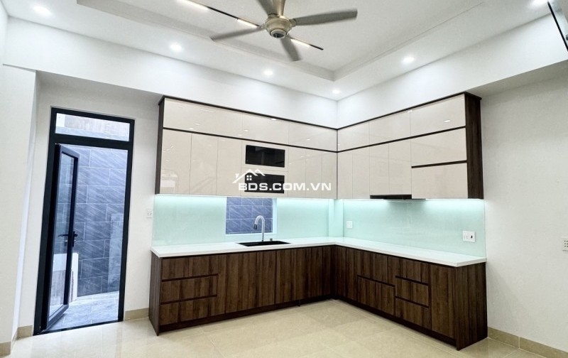 Bán nhà 4 tầng đường 359,  Phước Long B, Q9, Thủ Đức, TP HCM. DT 84m2, SH. Giá  9.7 tỷ