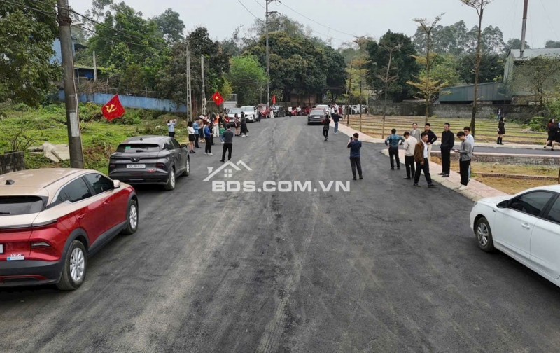  TRỤC CHÍNH PHÚ CÁT - KINH DOANH ĐẮC ĐỊA - SÁT VÁCH CÔNG NGHỆ CAO 