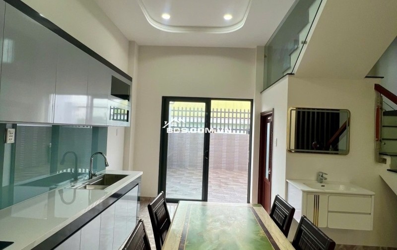 Bán nhà đường số 160, Tăng Nhơn Phú A, Q9, Thủ Đức, TP HCM. DT 75m2, 3 tầng, SH. Giá  6.7 tỷ