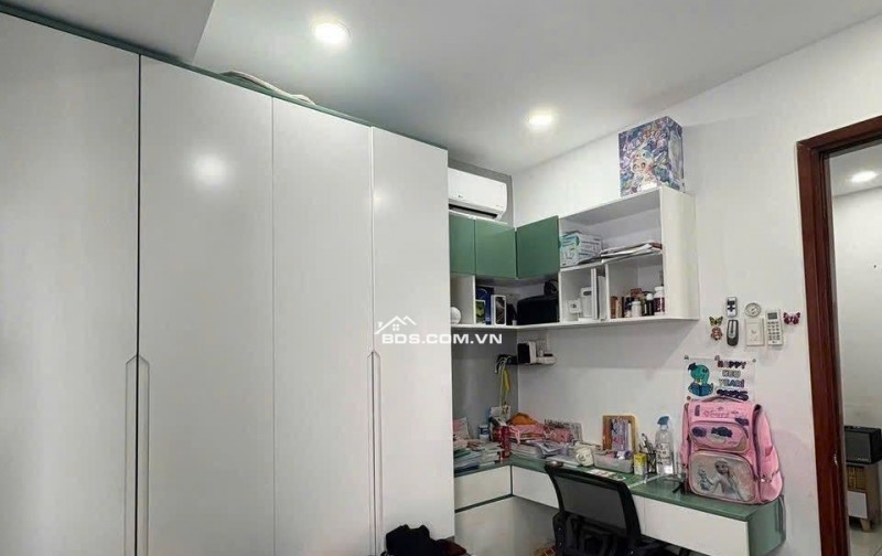 Căn hộ Oriental Plaza, Âu Cơ, Tân Phú: 12tr/th, 2p ngủ,78m2,NT, Nhà mới