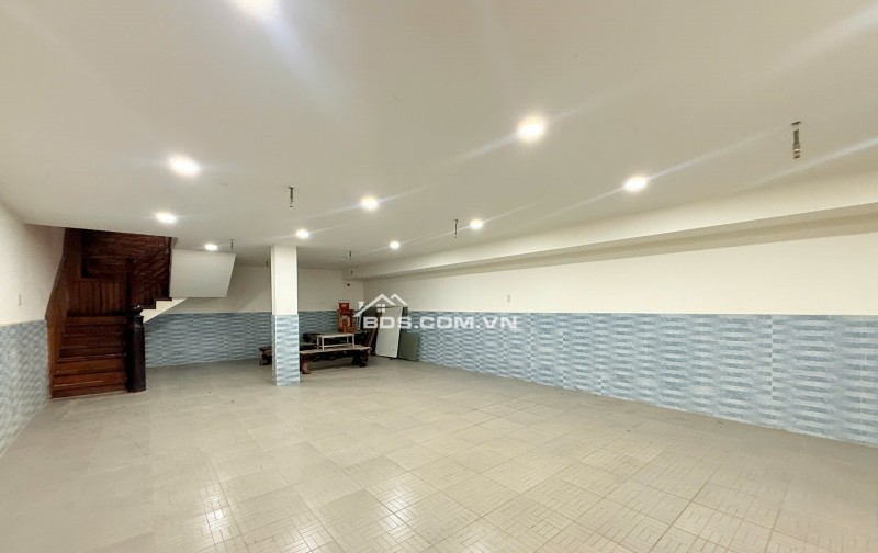 BÁN NHÀ 2 MẶT TIỀN KD 1 TRỆT 4 LẦU 1 HẦM TẶNG LUÔN DINH THỰ GỖ 6 GIAN!