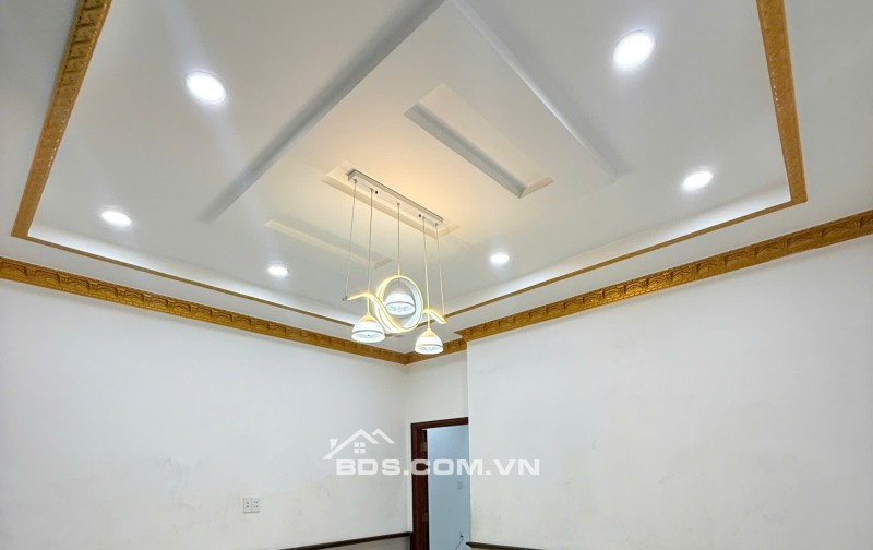 BÁN NHÀ 2 MẶT TIỀN KD 1 TRỆT 4 LẦU 1 HẦM TẶNG LUÔN DINH THỰ GỖ 6 GIAN!