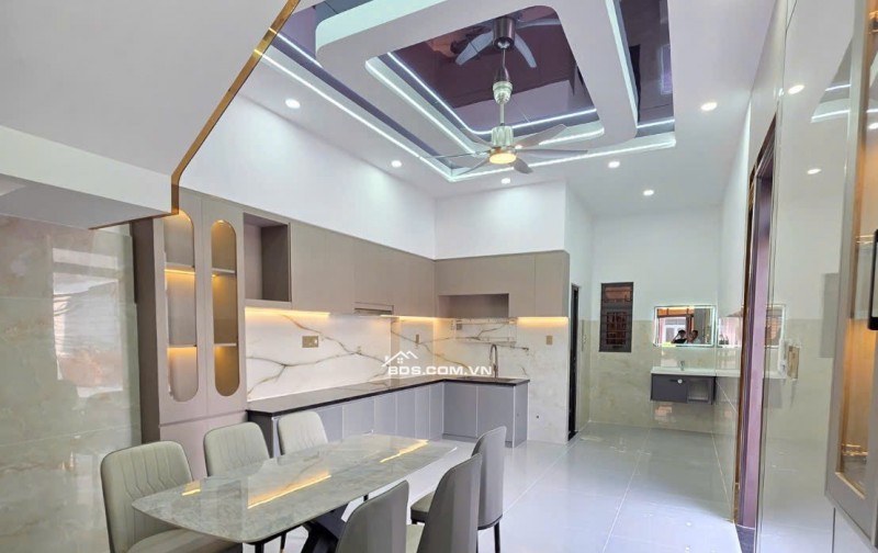Nhà 2 mặt tiền phường Dĩ An HCM –Gần ngã tư 550 Vị trí đắc địa, phù hợp để ở kết hợp kinh doanh buôn bán.
