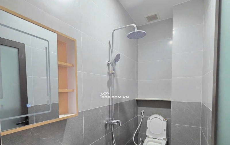 Nhà 2 mặt tiền phường Dĩ An HCM –Gần ngã tư 550 Vị trí đắc địa, phù hợp để ở kết hợp kinh doanh buôn bán.