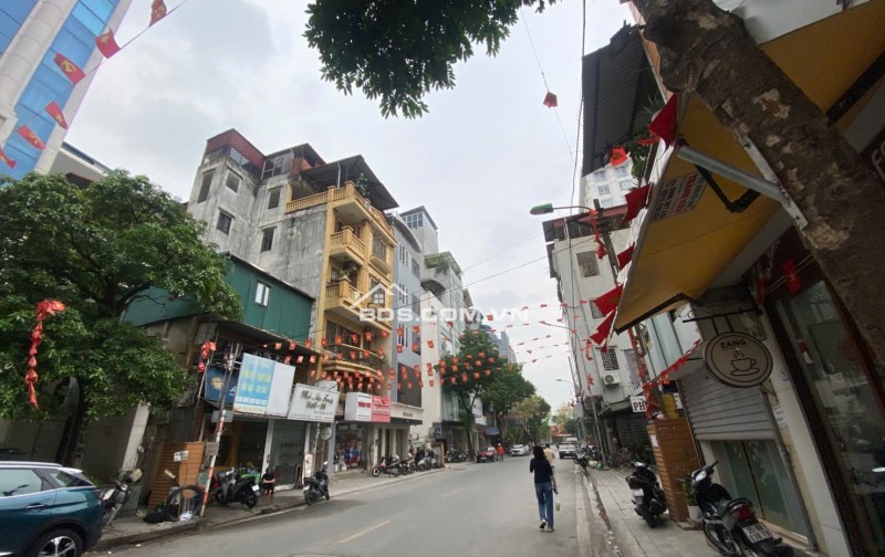 NHÀ MẶT PHỐ LÔ GÓC HIẾM -  ĐẸP - LÕI ĐỐNG ĐA - PHƯỜNG Ô CHỢ DỪA.