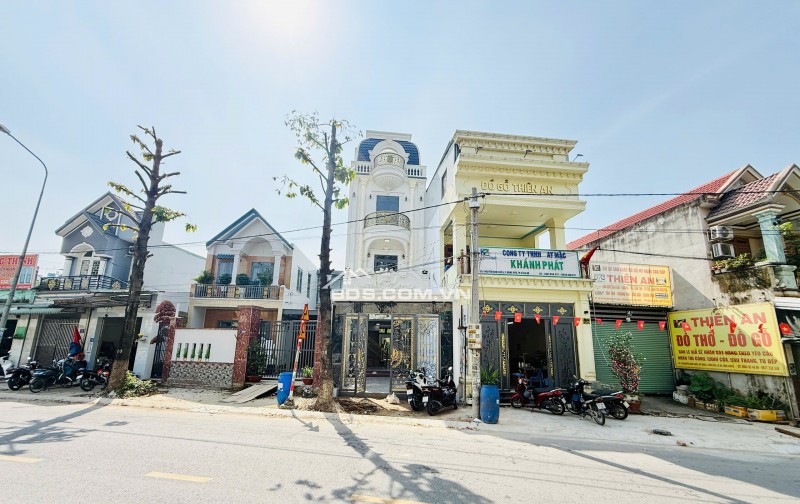 BÁN NHÀ 4 TẦNG ĐÔNG HOÀ – VỊ TRÍ ĐẸP XUẤT SẮC – KINH DOANH ĐỈNH – FULL NỘI THẤT 