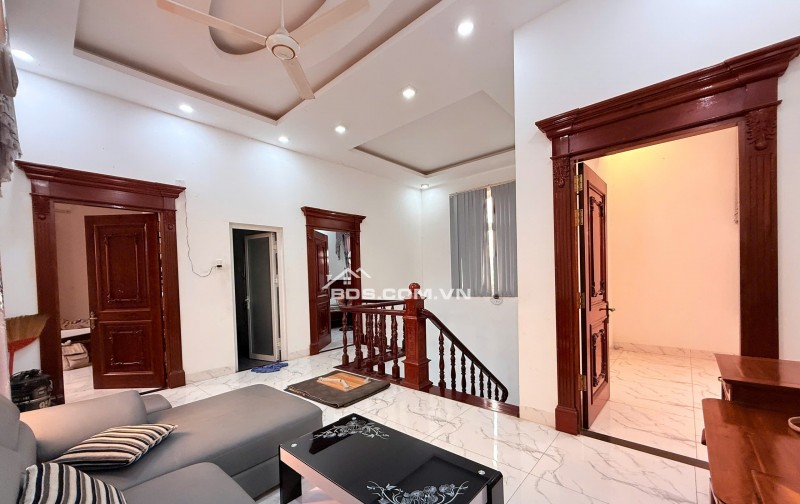 Trung tâm chợ Dĩ An – buôn bán tấp nập, ở hay kinh doanh đều “hái ra tiền”   Gần trường học, tiện ích full, đi BigC GO ~2km