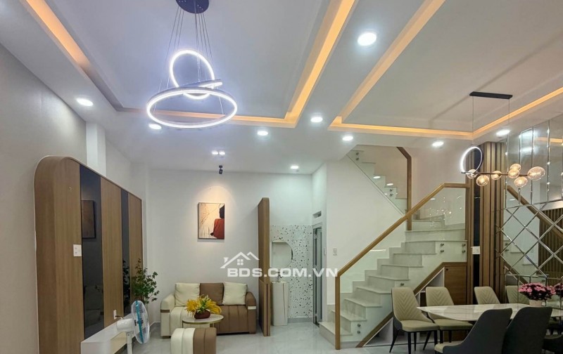 GIẢM NGAY 300 TRIỆU – CƠ HỘI SỞ HỮU NHÀ ĐẸP TRUNG TÂM GÒ VẤP CHỈ 6.090 TỶ