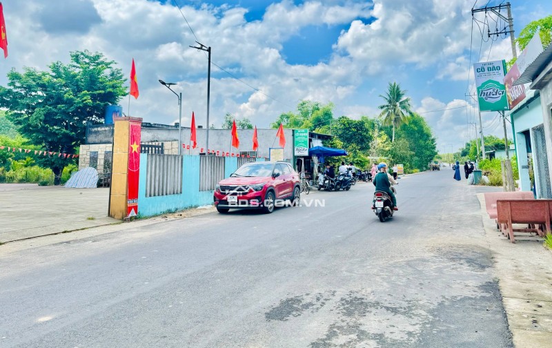  ĐẤT ĐẸP GIÁ MỀM – ĐƯỜNG NHỰA THẲNG TẮP GẦN QL1A