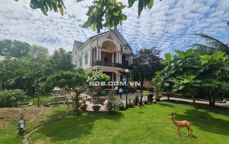Giảm 10 tỷ , Biệt Thự 1700m2 , Mặt Tiền Kinh Doanh, Thủ Dầu Một - TP HCM