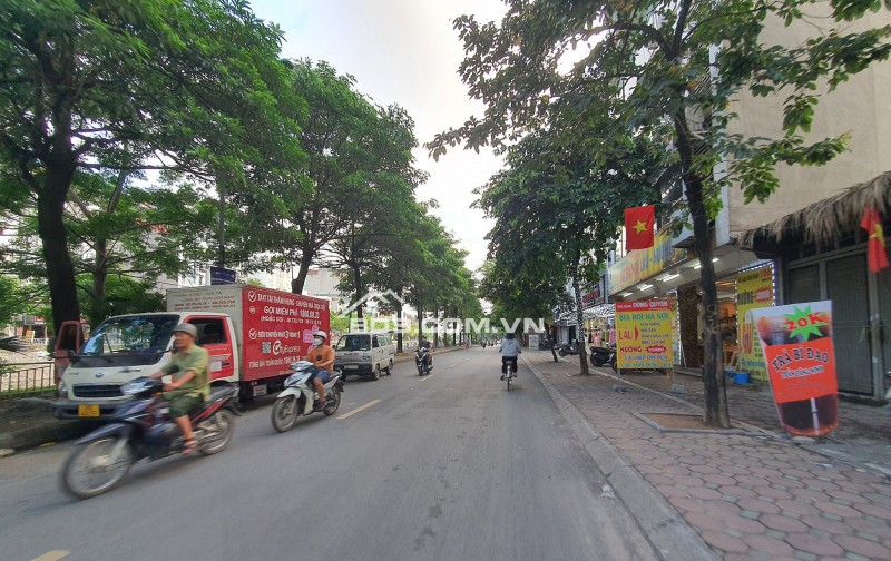  MỚI TINH tại NGÃ TƯ SỞ, 32m2 x 5T, FULL NỘI THẤT, PHÂN KHÚC 7 ĐỒNG!
