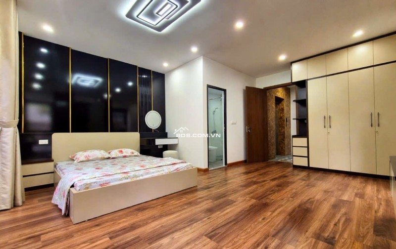 HƠN 12 TỶ NHÀ HỒ TÂY, TRÍCH SÀI: 70M2 - NGÕ THÔNG KINH DOANH - SÁT HỒ TÂY