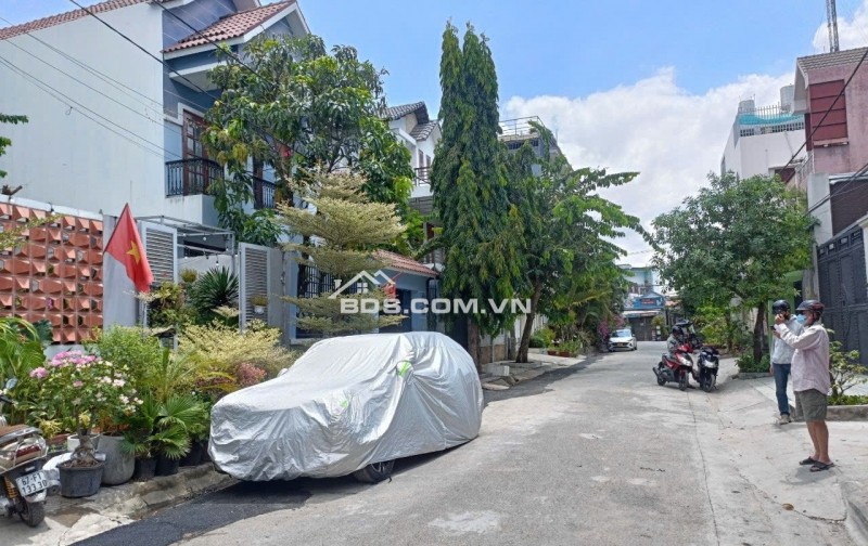 Nhà 9x17,5m 3 lầu Nguyễn Văn Quỳ Phường Phú Thuận Quận 7. giá 19 tỷ