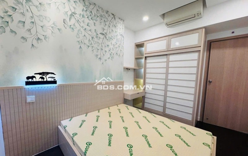 Bán Gấp Căn Hộ Kingston Residence - Phú Nhuận - 80m² - 2PN, 2WC - Pháp Lý Chuẩn - Giá 7.9 Tỷ