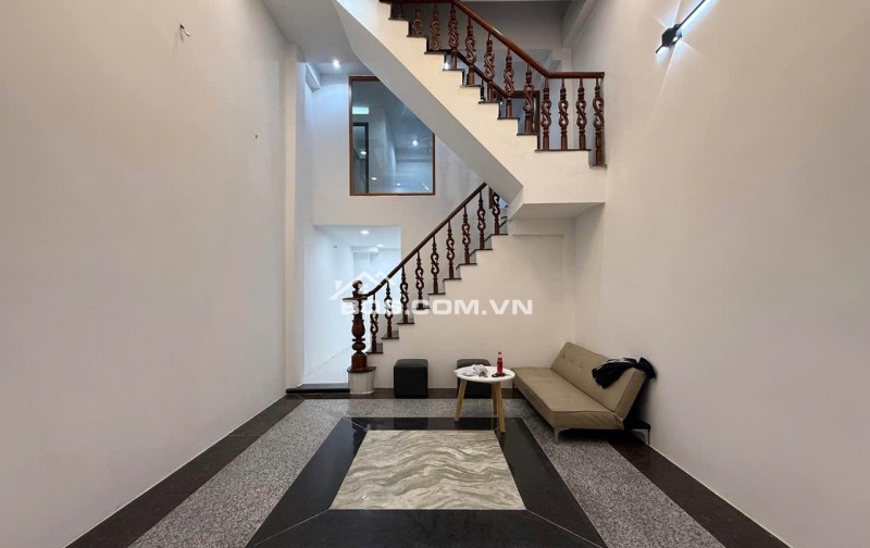 NHÀ ĐẸP, CHUẨN, MỚI XÂY. 4x13, 4 TẦNG CHỈ HƠN 6$. MÃ LÒ, BÌNH TÂN LH zalo: 0978/169/198