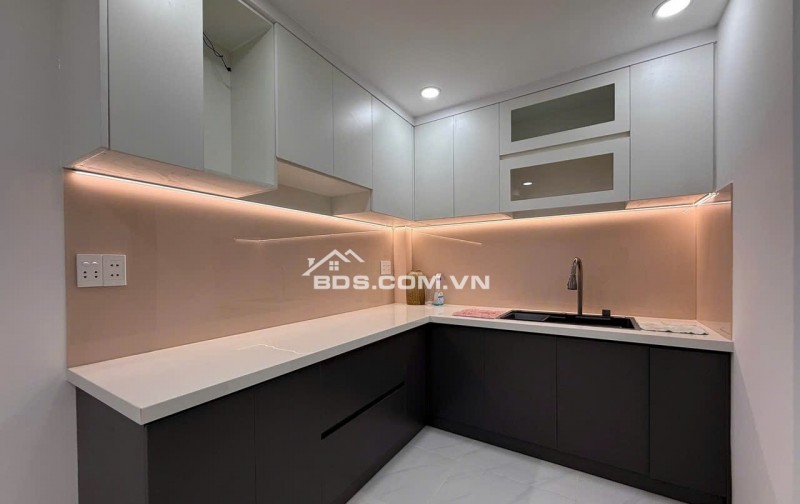 NHÀ ĐẸP, CHUẨN, MỚI XÂY. 4x13, 4 TẦNG CHỈ HƠN 6$. MÃ LÒ, BÌNH TÂN LH zalo: 0978/169/198