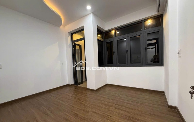 NHÀ ĐẸP, CHUẨN, MỚI XÂY. 4x13, 4 TẦNG CHỈ HƠN 6$. MÃ LÒ, BÌNH TÂN LH zalo: 0978/169/198