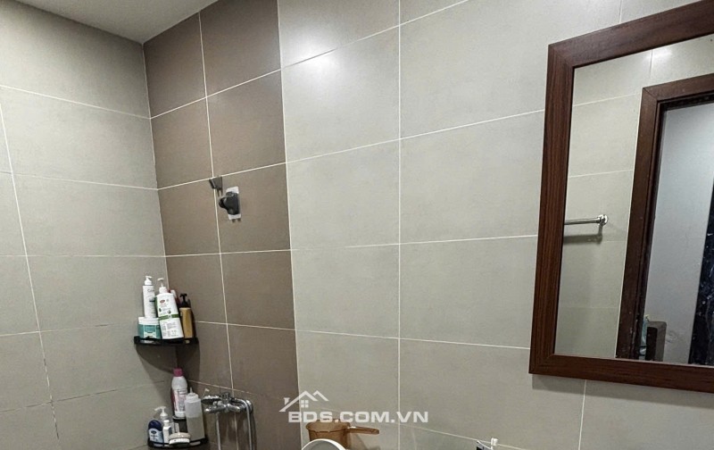 Bán gấp CHCC 75m 2PN 2 VS tại Đại Từ, Hà Nội giá 6 tỷ