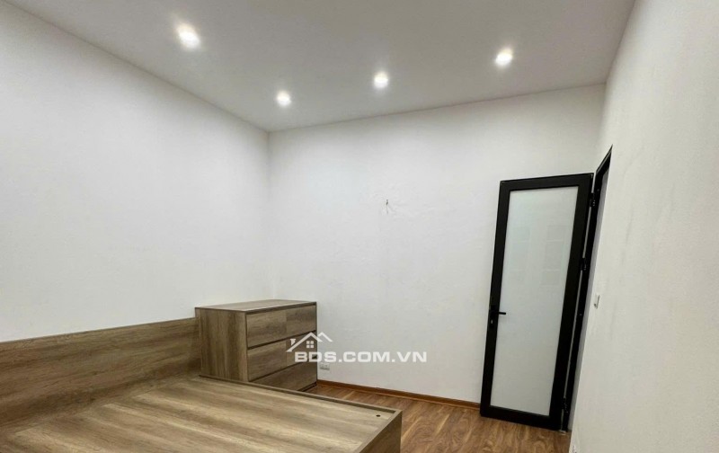 RẺ NHẤT THÁI THỊNH – NGÕ RỘNG 2M – NHÀ MỚI TINH Ở LUÔN – XEM LÀ CHỐT