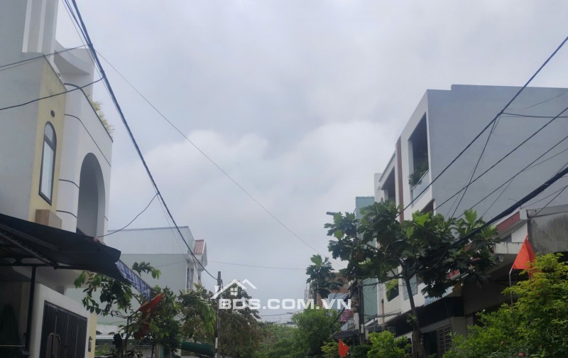 Bán đất mặt tiền đường Phan Thị Nể, sát biển , cách biển NGUYỄN TẤT THÀNH chỉ 100m