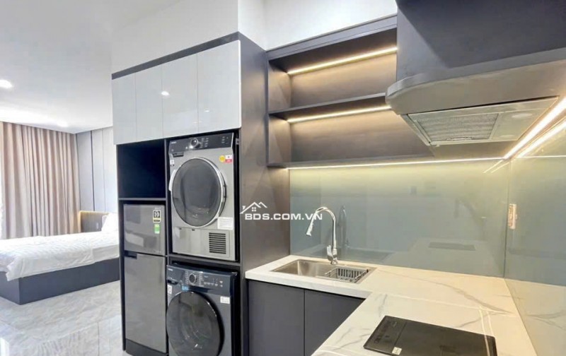 tòa cản hộ 8 tầng SƠN TRÀ gần biển MỸ KHÊ  Doanh thu >100 triệu/tháng