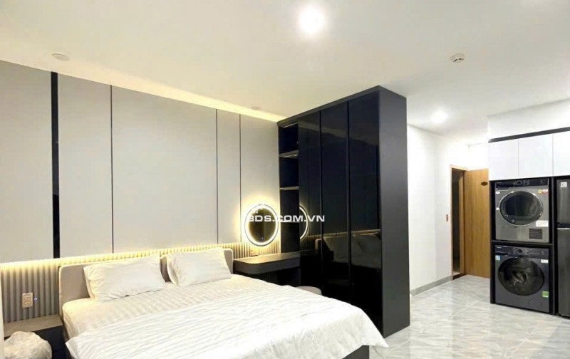 tòa cản hộ 8 tầng SƠN TRÀ gần biển MỸ KHÊ  Doanh thu >100 triệu/tháng