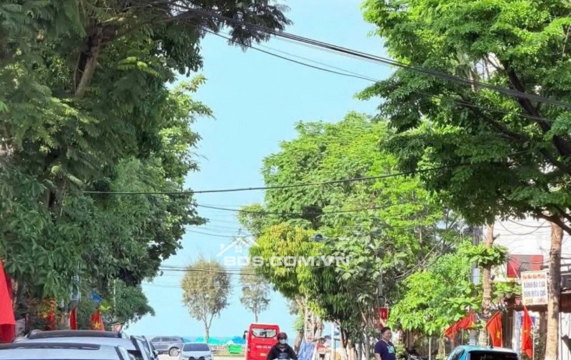 Bán đất MT đường 10,5m Hồ Tùng Mậu trục thông biển - cách biển Nguyễn Tất Thành 400m